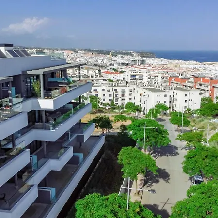 Lme133a- Stunning Flat Close To In * Estepona