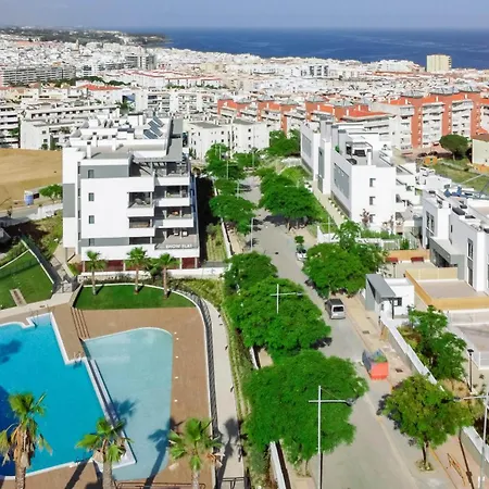 Lme133a- Stunning Flat Close To In * Estepona