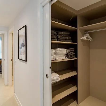 Lme133a- Stunning Flat Close To In