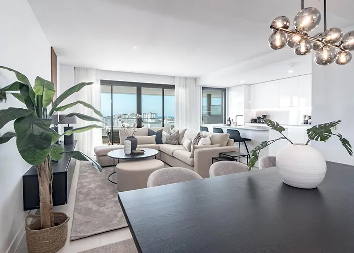 Lme13.3a- Stunning Flat Close To In