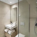Lme13.3a- Stunning Flat Close To In * Estepona