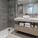 Apartment Lme13.3a- Stunning Flat Close To In