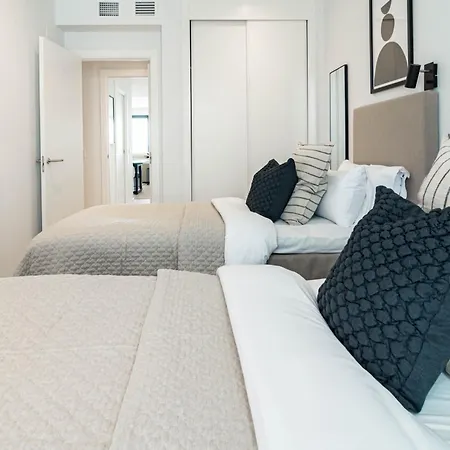 Lme133a- Stunning Flat Close To In * Эстепона