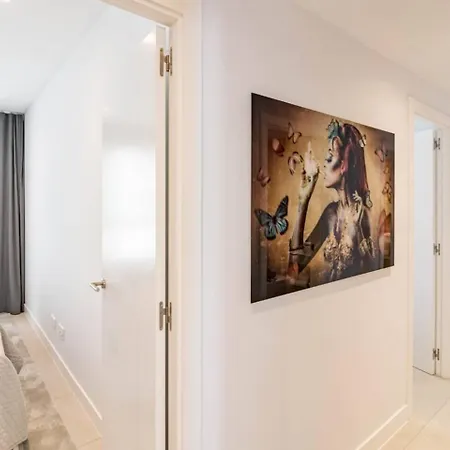 Lme133a- Stunning Flat Close To In דירה