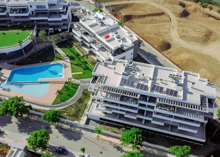 Lme13.3a- Stunning Flat Close To In Apartamento Estepona